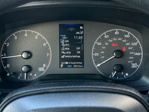 Used 2024 Toyota Corolla LE image 28