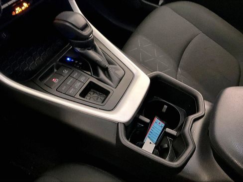 Used 2023 Toyota RAV4 XLE image 16