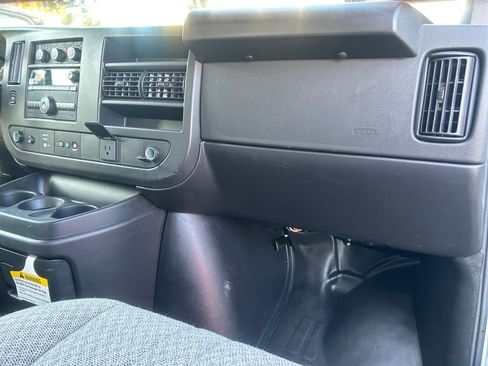 New 2024 Chevrolet Express 3500 Work Van w/ Power Convenience Package image 23