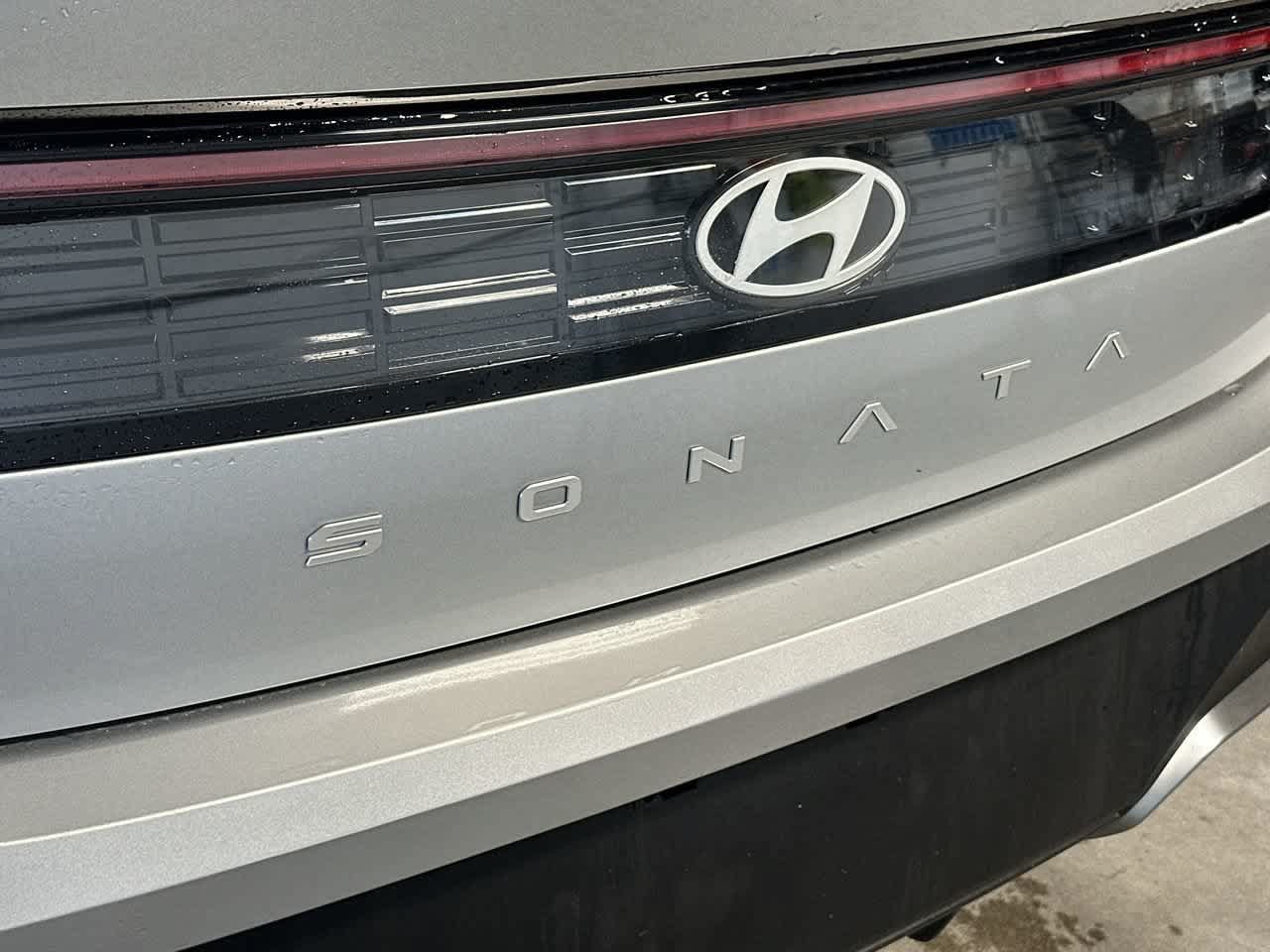 Used 2026 Hyundai Sonata SE FWD image 10