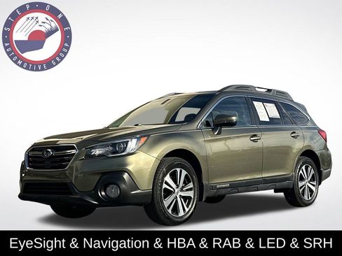 Used 2018 Subaru Outback 2.5i Limited image 1