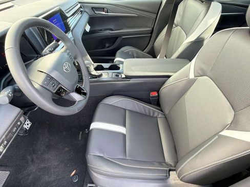 New 2026 Toyota Camry Hybrid image 24