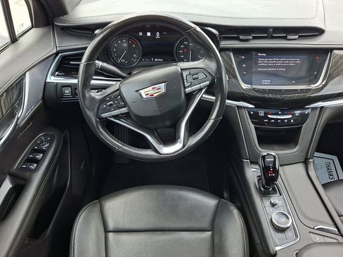Used 2020 Cadillac XT6 Premium Luxury AWD/4WD image 21