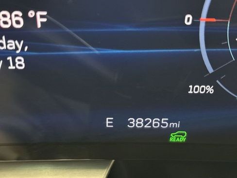 Used 2024 Cadillac Lyriq Luxury AWD/4WD image 11