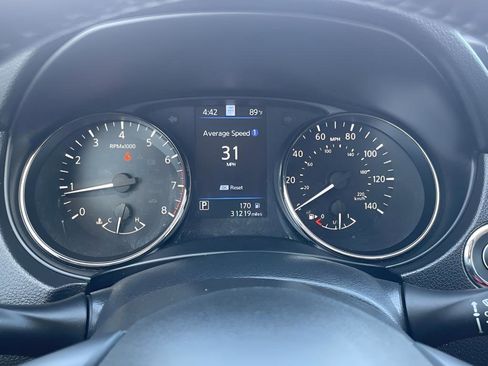Used 2022 Nissan Rogue Sport SL AWD/4WD image 10