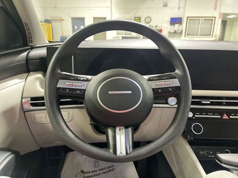 Used 2025 Hyundai Tucson SEL image 14