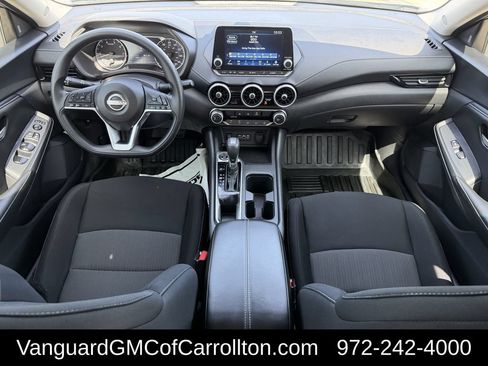 Used 2024 Nissan Sentra SV FWD image 10