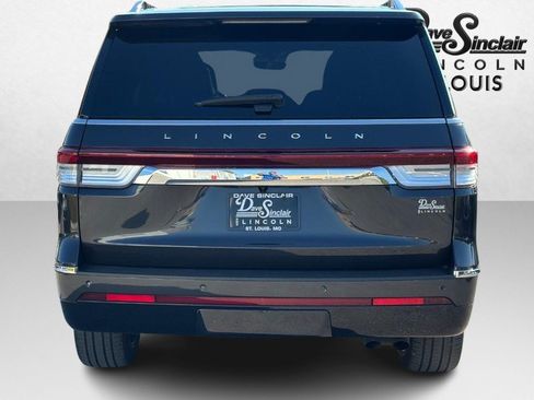 Certified 2023 Lincoln Navigator Reserve AWD/4WD image 4
