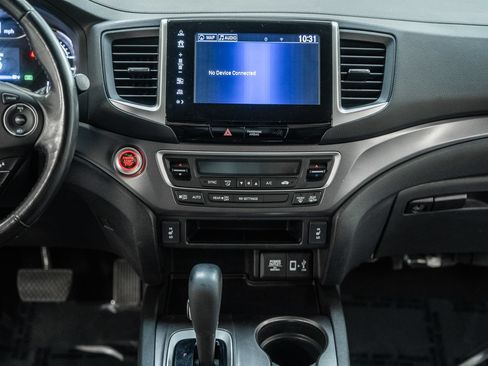 Used 2017 Honda Ridgeline RTL-T image 25