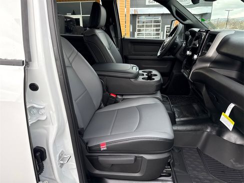 New 2026 RAM 3500 Tradesman image 15