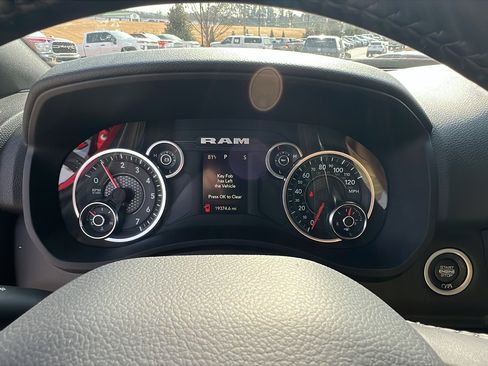 Used 2024 RAM 2500 Big Horn w/ Bed Utility Group image 29