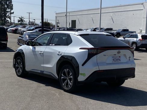 Certified 2023 Toyota bZ4X XLE w/ Weather Package image 4