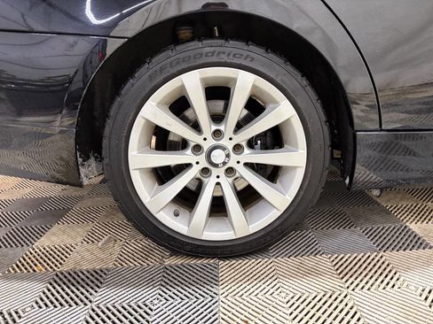 Used 2011 BMW 328i xDrive Sedan image 27