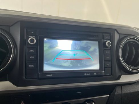 Used 2016 Toyota Tacoma SR5 AWD/4WD image 72