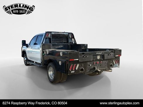 Used 2020 Chevrolet Silverado 3500 High Country w/ LPO, Hitch Package image 3