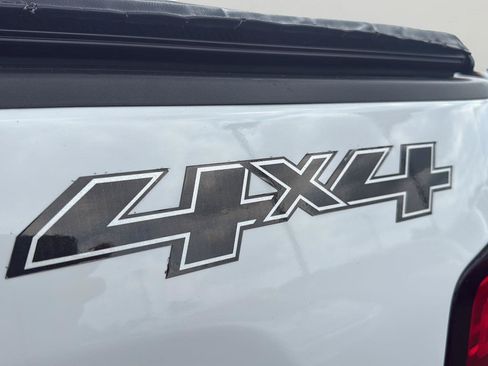 Used 2017 Chevrolet Silverado 1500 LT w/ All Star Edition AWD/4WD image 24