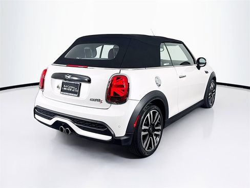 Certified 2023 MINI Cooper S image 7