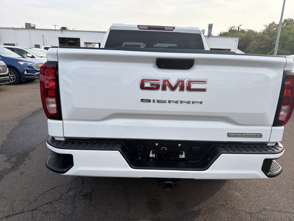 Used 2024 GMC Sierra 1500 Elevation AWD/4WD image 4