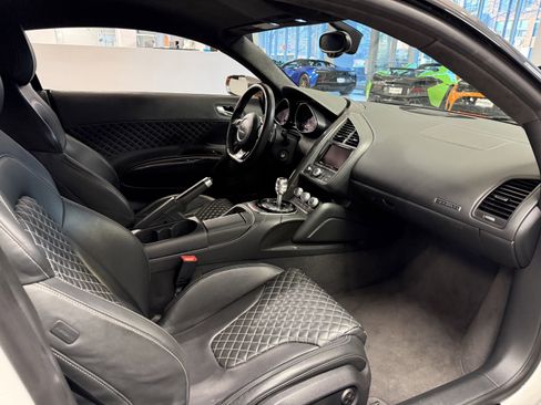 Used 2014 Audi R8 V10 plus image 18
