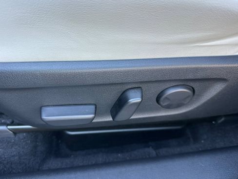 Used 2023 MAZDA MX-30 Electric w/ Premium Plus Pkg image 14