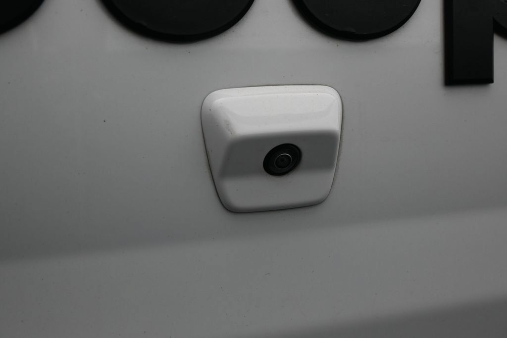 Used 2021 Jeep Gladiator Sport AWD/4WD image 29