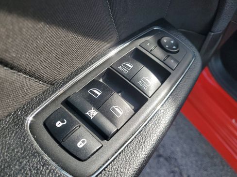 Used 2022 Dodge Charger GT image 11