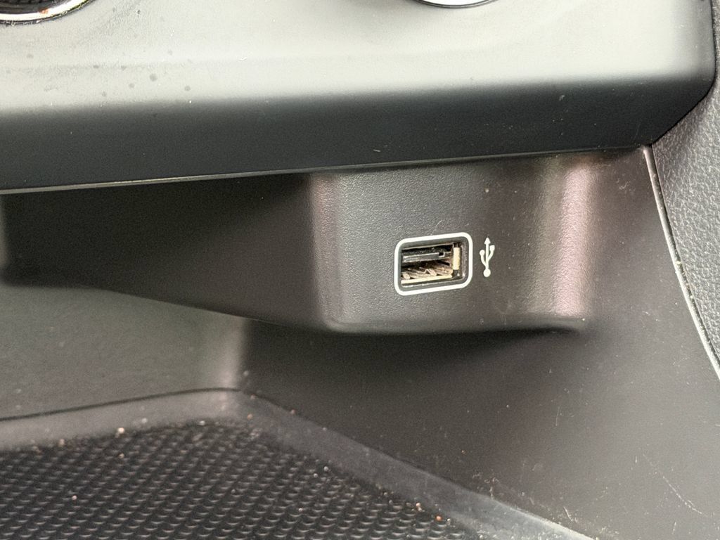 Used 2019 Volkswagen Jetta S w/ Driver Assistance Package FWD image 19