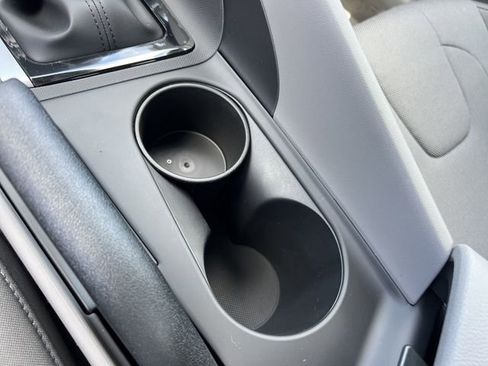 New 2026 Hyundai Elantra SE image 26