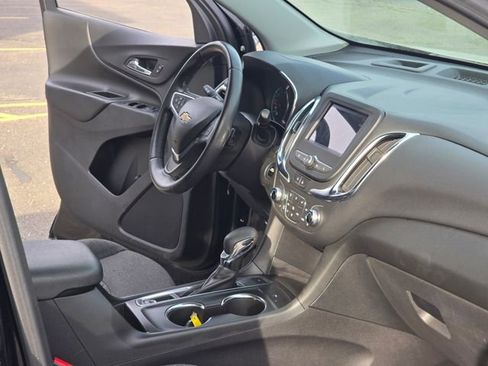Used 2022 Chevrolet Equinox LT image 29