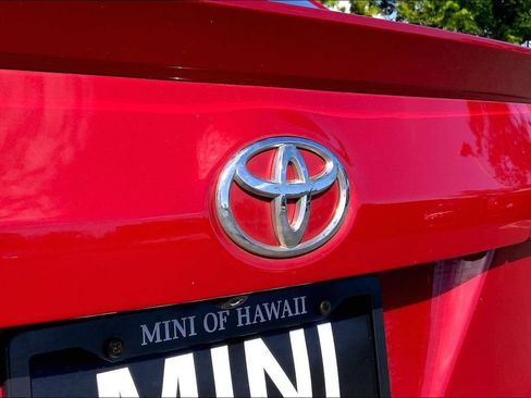Used 2017 Toyota Corolla SE FWD image 28