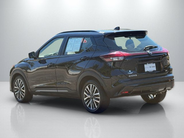 Used 2024 Nissan Kicks SR FWD image 6
