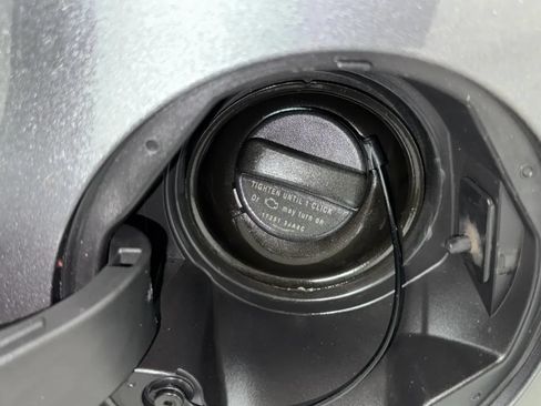 Used 2020 Nissan Kicks SV w/ Exterior Package FWD image 35