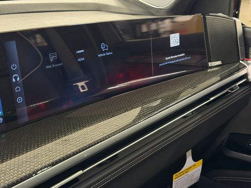 New 2026 Cadillac Escalade V w/ LPO, Floor Liner Package AWD/4WD image 31
