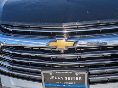 Certified 2023 Chevrolet Blazer Premier w/ Driver Confidence II Package image 9