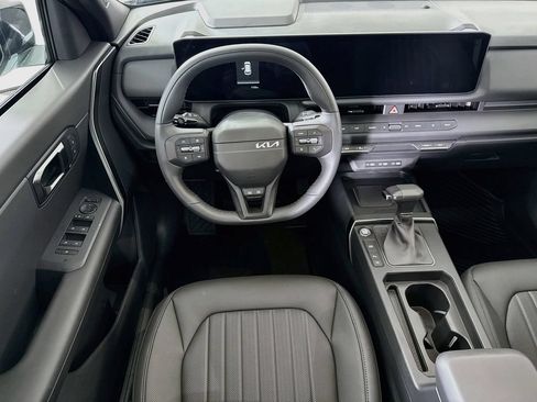 Used 2027 Kia Seltos X-Line S w/ X-Line S Premium Package AWD/4WD image 4