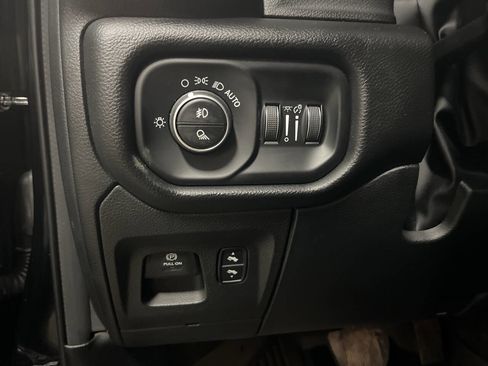 Used 2022 RAM 1500 Laramie image 18