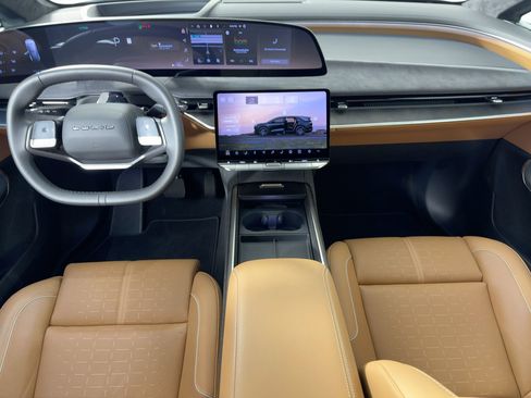 Used 2026 Lucid Gravity Dream image 17