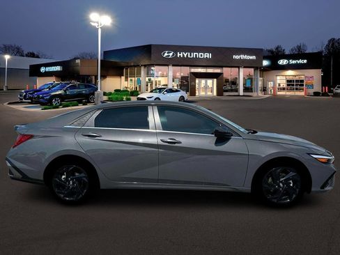 New 2026 Hyundai Elantra SEL Sport w/ Cargo Package image 9