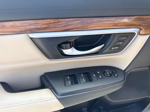 Used 2017 Honda CR-V EX-L image 17