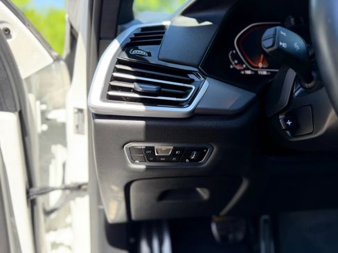 Used 2023 BMW X5 sDrive40i w/ M Sport Package RWD image 39