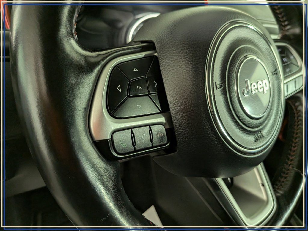 Used 2020 Jeep Compass Trailhawk w/ Leather Interior Group AWD/4WD image 21