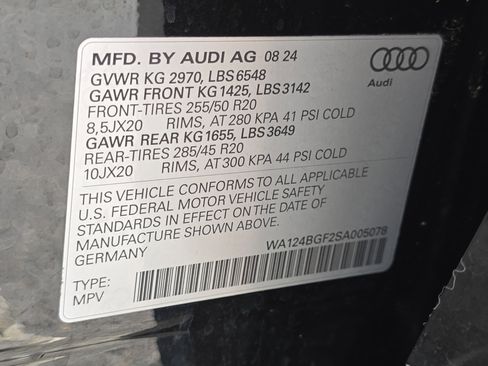 Used 2025 Audi Q6 e-tron Premium Plus AWD/4WD image 35