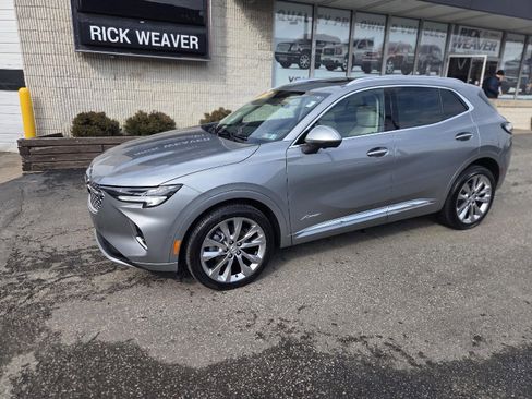 Certified 2023 Buick Envision Avenir image 3