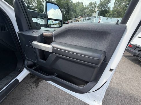 Used 2022 Ford F350 Lariat w/ Lariat Value Package AWD/4WD image 50