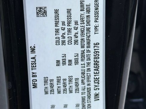 Used 2024 Tesla Model 3 Long Range RWD image 32