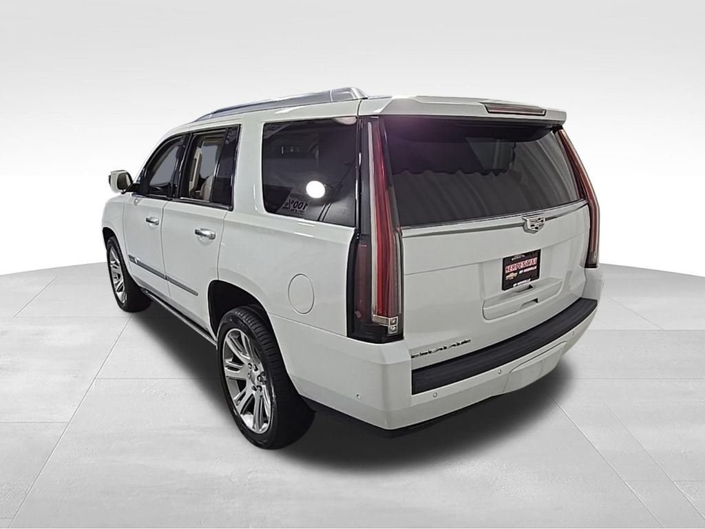 Used 2019 Cadillac Escalade Premium Luxury AWD/4WD image 10