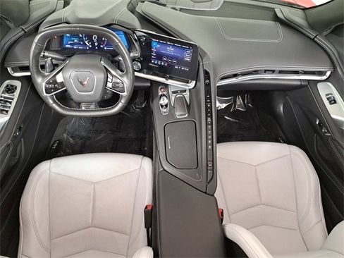 Used 2020 Chevrolet Corvette Stingray image 16