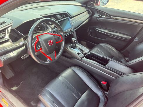 Used 2018 Honda Civic Sport Touring image 10