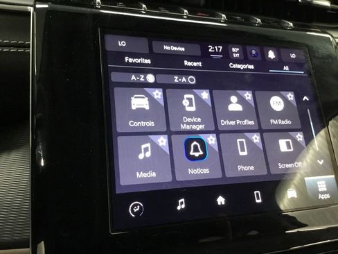 Used 2023 Jeep Grand Cherokee Laredo AWD/4WD image 28
