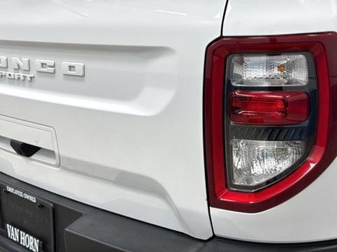 Used 2024 Ford Bronco Sport Outer Banks w/ Tech Package AWD/4WD image 39